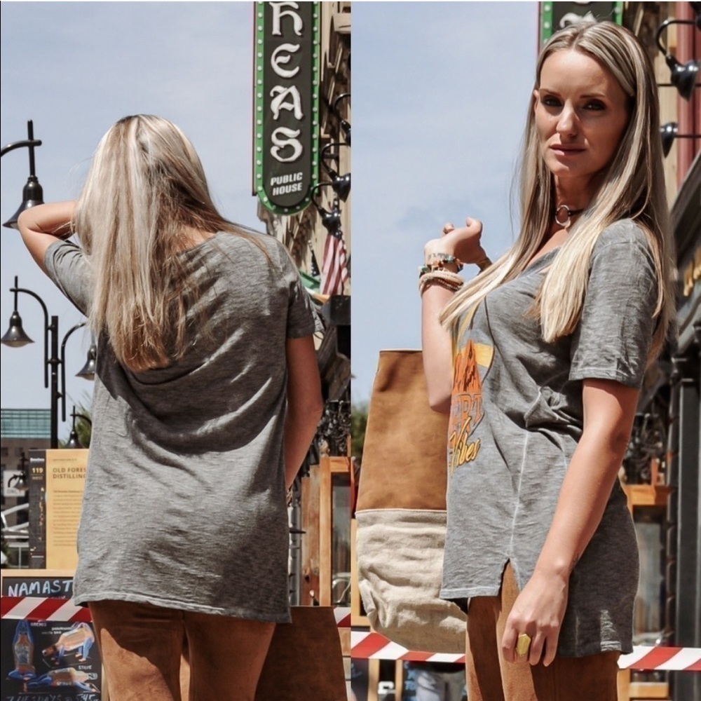 Desert Vibes Graphic Tee - Picture 2 of 12